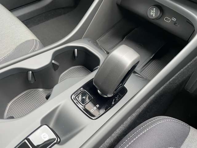 ボルボ ＸＣ４０ プラス Ｂ４ ＡＷＤ ４ＷＤ R5年 (東北) 99