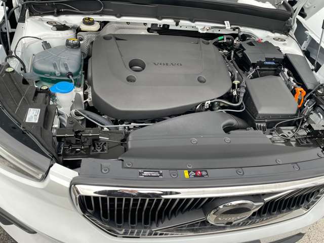 ボルボ ＸＣ４０ プラス Ｂ４ ＡＷＤ ４ＷＤ R5年 (東北) 99