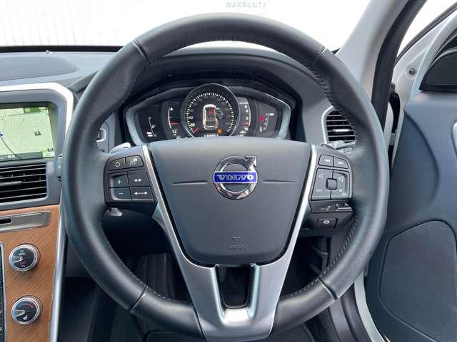 ボルボ ＸＣ６０ Ｔ５ ＡＷＤ クラシック ４ＷＤ H28年 (東北) 99