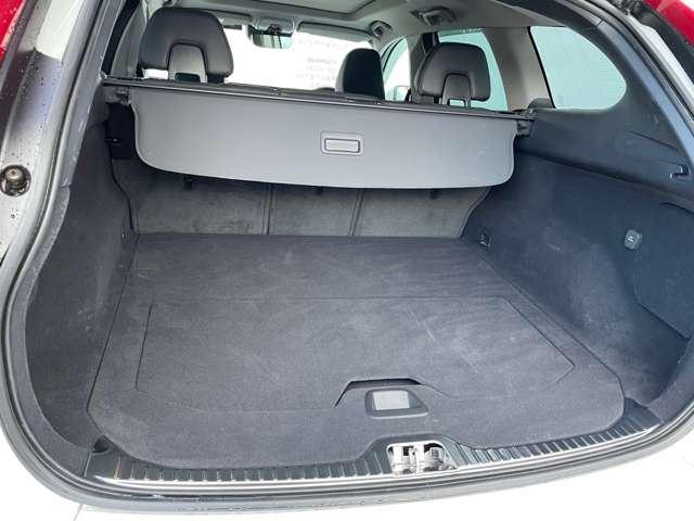 ボルボ ＸＣ６０ Ｔ５ ＡＷＤ クラシック ４ＷＤ H28年 (東北) 99