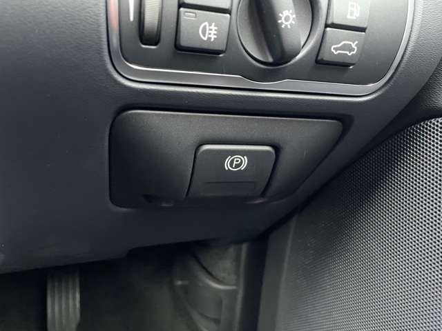 ボルボ ＸＣ６０ Ｔ５ ＡＷＤ クラシック ４ＷＤ H28年 (東北) 99