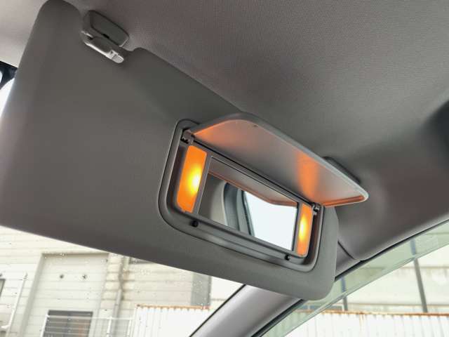 ボルボ ＸＣ６０ Ｔ５ ＡＷＤ クラシック ４ＷＤ H28年 (東北) 99