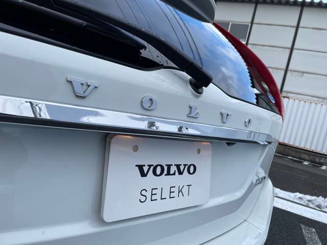 ボルボ ＸＣ６０ Ｔ５ ＡＷＤ クラシック ４ＷＤ H28年 (東北) 99