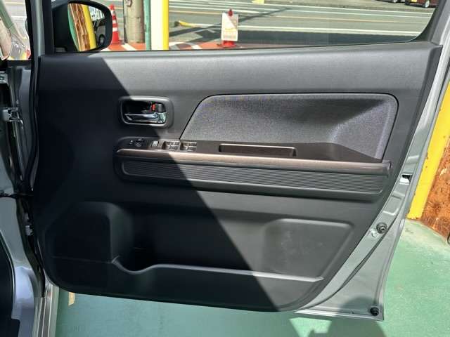 スズキ ワゴンＲ ６６０ カスタムＺ ハイブリッド ＺＴ R4年 (東海) 99