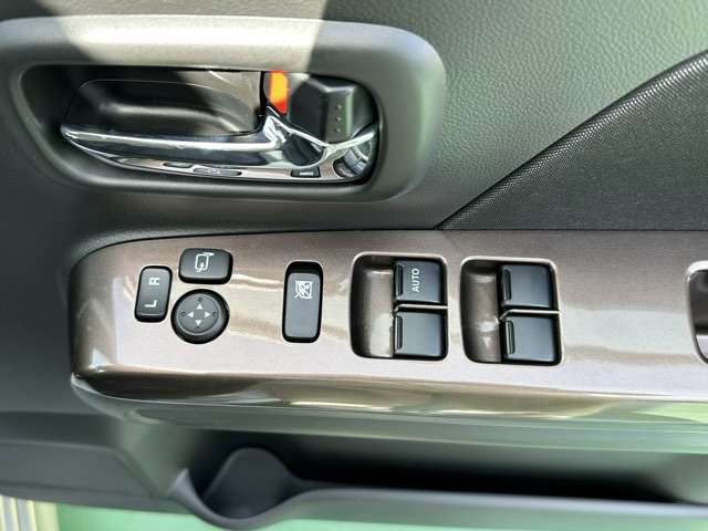 スズキ ワゴンＲ ６６０ カスタムＺ ハイブリッド ＺＴ R4年 (東海) 99