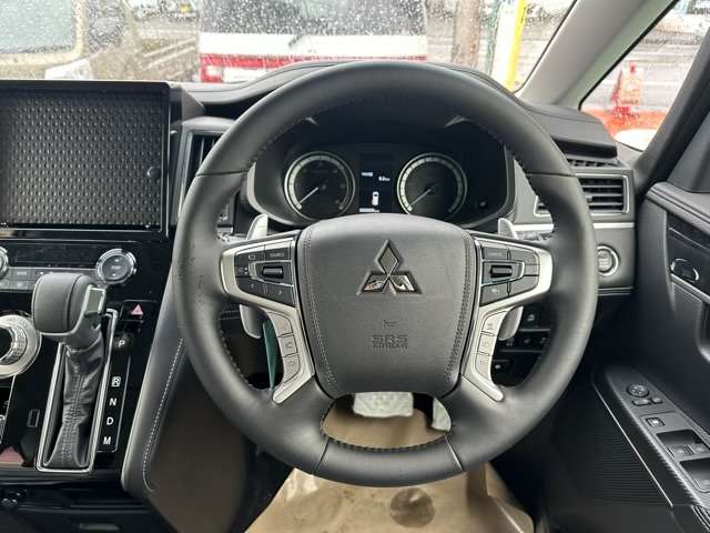 三菱 デリカ　Ｄ：５ ２．２ シャモニー 電動サイドステップ装着車 ディーゼルターボ ４ＷＤ R5年 (東海) 99