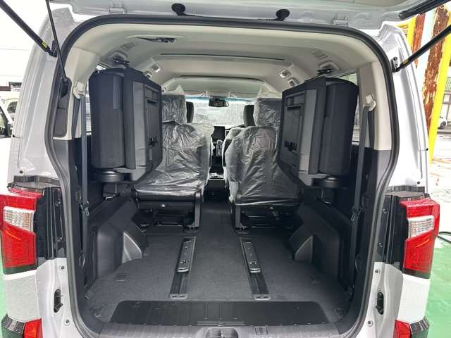 三菱 デリカ　Ｄ：５ ２．２ シャモニー 電動サイドステップ装着車 ディーゼルターボ ４ＷＤ R5年 (東海) 99