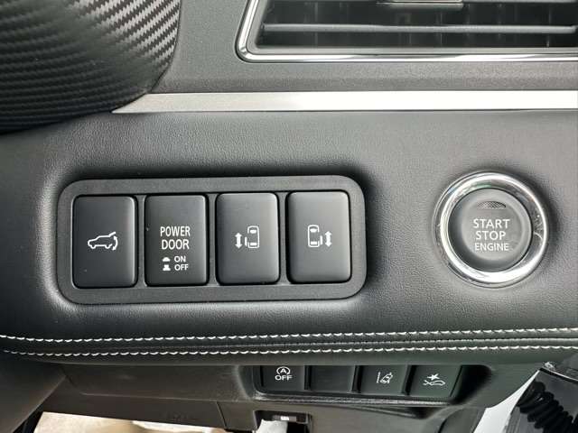 三菱 デリカ　Ｄ：５ ２．２ シャモニー 電動サイドステップ装着車 ディーゼルターボ ４ＷＤ R5年 (東海) 99