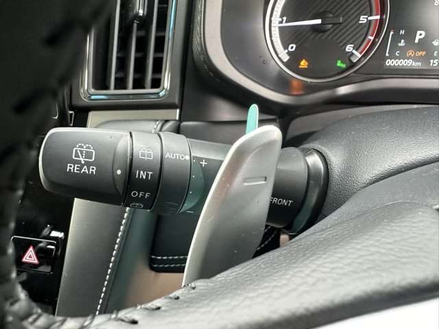 三菱 デリカ　Ｄ：５ ２．２ シャモニー 電動サイドステップ装着車 ディーゼルターボ ４ＷＤ R5年 (東海) 99