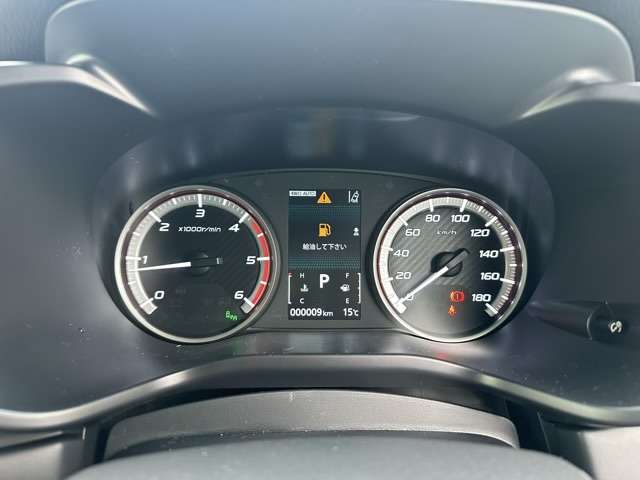 三菱 デリカ　Ｄ：５ ２．２ シャモニー 電動サイドステップ装着車 ディーゼルターボ ４ＷＤ R5年 (東海) 99