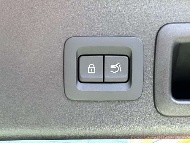 マツダ ＣＸ−３０ ２．０ ２０Ｓ ブラックトーンエディション R4年 (東海) 99