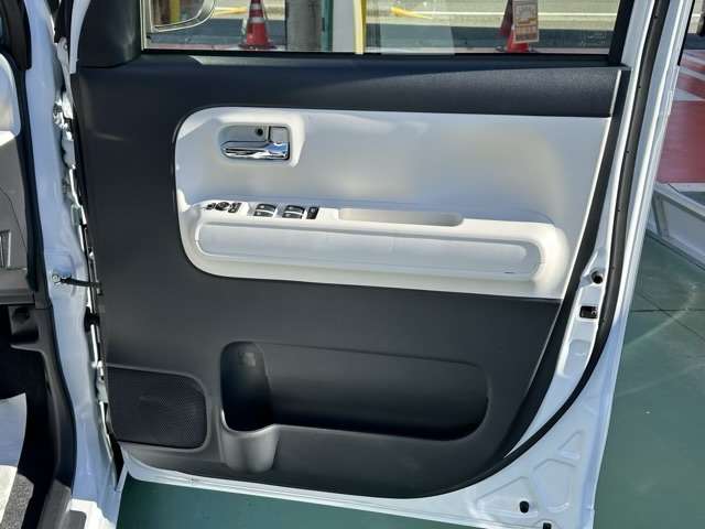 ダイハツ ムーヴ　キャンバス ６６０ ストライプス Ｇ R5年 (東海) 99