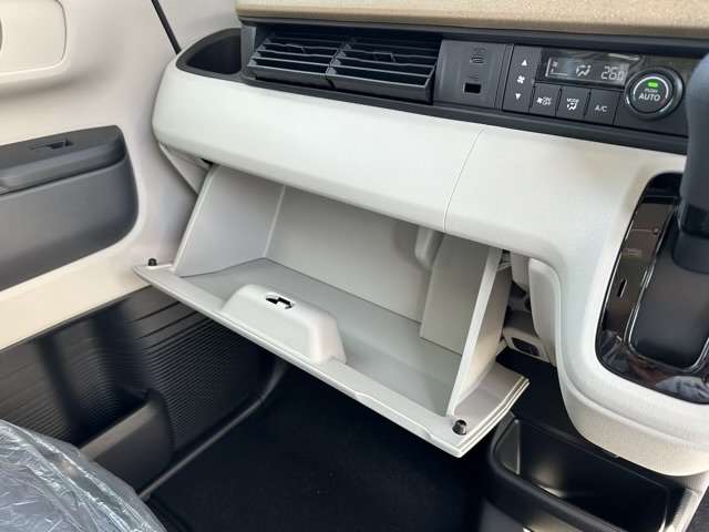 ホンダ Ｎ　ＢＯＸ ６６０ R5年 (東海) 99