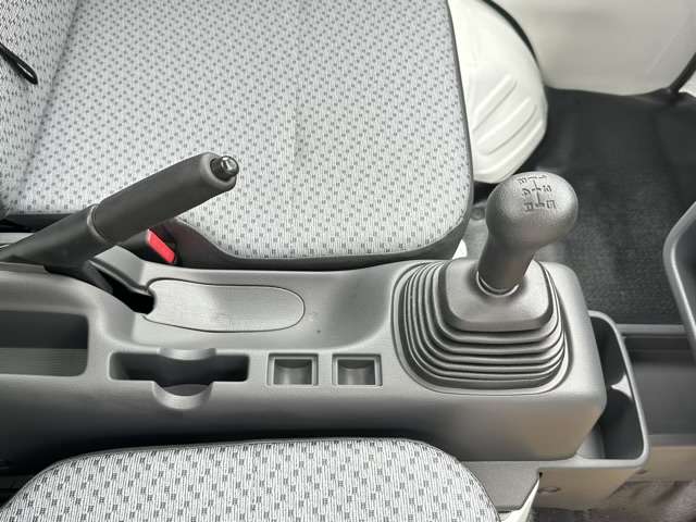 スズキ キャリイトラック ６６０ ＫＣエアコン・パワステ ３方開 R5年 (東海) 99