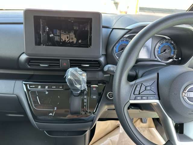 日産 ルークス ６６０ ハイウェイスターＸ アーバンクロム プロパイロット エディション R5年 (東海) 99