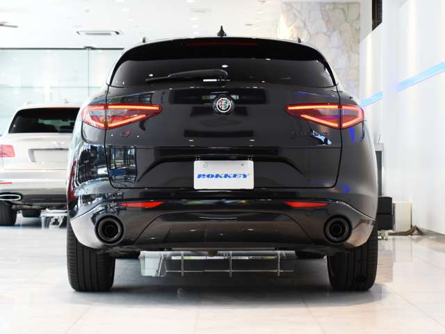 アルファロメオ ステルヴィオ ２．０ ターボ Ｑ４ ヴェローチェ ４ＷＤ R4年 (関東) 99