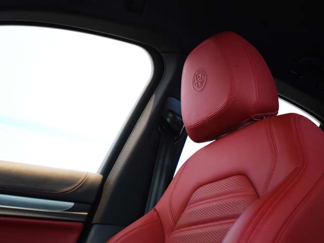 アルファロメオ ステルヴィオ ２．０ ターボ Ｑ４ ヴェローチェ ４ＷＤ R4年 (関東) 99