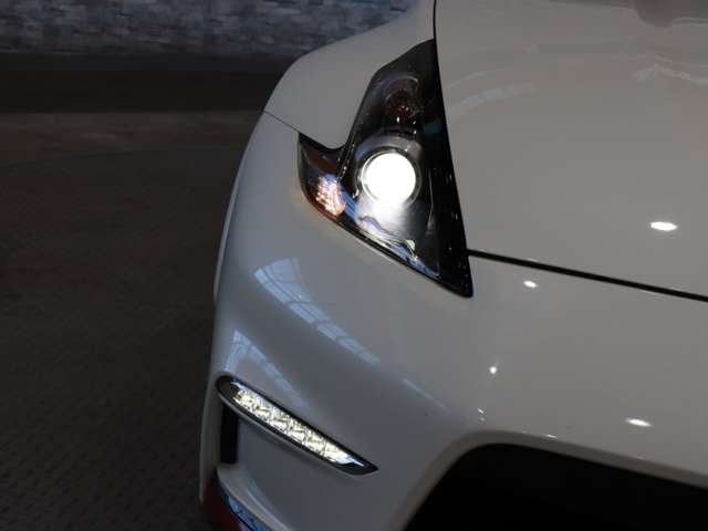 日産 フェアレディＺ ３．７ ＮＩＳＭＯ H29年 (関東) 99