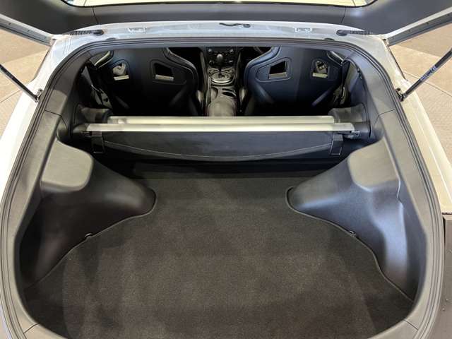 日産 フェアレディＺ ３．７ ＮＩＳＭＯ H29年 (関東) 99