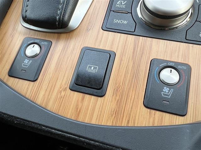 レクサス ＬＳハイブリッド ６００Ｈ バージョンＣ Ｉパッケージ ４ＷＤ H25年 (関東) 99