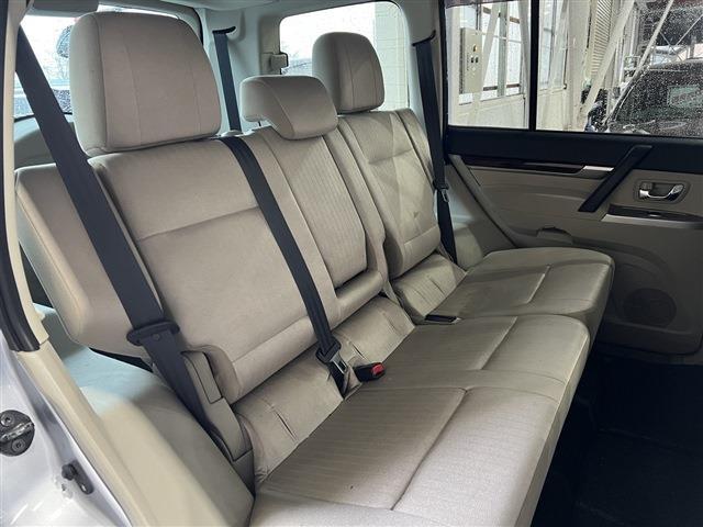 三菱 パジェロ ３．２ ロング エクシード ディーゼルターボ ４ＷＤ H25年 (関東) 99