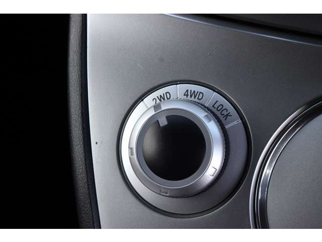 三菱 デリカ　Ｄ：５ ２．２ Ｄ パワーパッケージ ディーゼルターボ ４ＷＤ H25年 (関東) 99