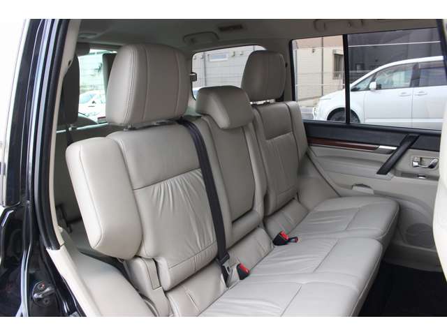 三菱 パジェロ ３．０ ロング エクシード ４ＷＤ H22年 (関東) 99