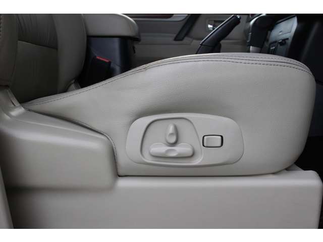 三菱 パジェロ ３．０ ロング エクシード ４ＷＤ H22年 (関東) 99