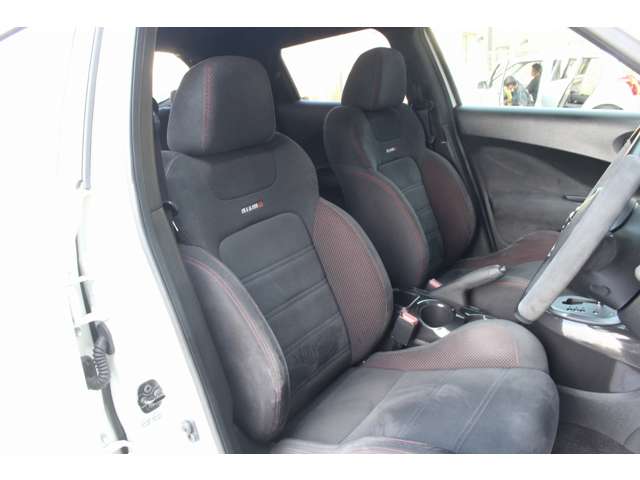 日産 ジューク １．６ ＮＩＳＭＯ ４ＷＤ H25年 (関東) 99