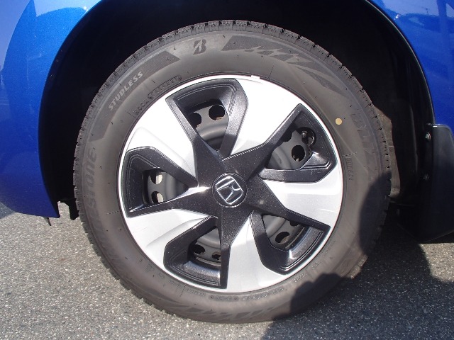 ホンダ フィット　ハイブリッド １．５ ハイブリッド Ｌパッケージ ４ＷＤ H29年 (東北) 99