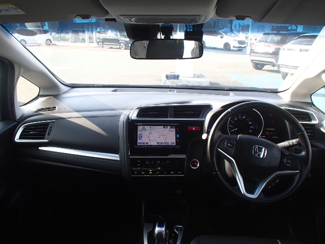 ホンダ フィット　ハイブリッド １．５ ハイブリッド Ｌパッケージ ４ＷＤ H29年 (東北) 99