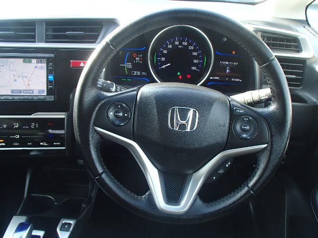 ホンダ フィット　ハイブリッド １．５ ハイブリッド Ｌパッケージ ４ＷＤ H29年 (東北) 99