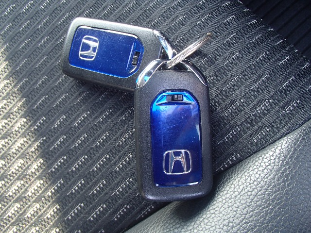 ホンダ フィット　ハイブリッド １．５ ハイブリッド Ｌパッケージ ４ＷＤ H29年 (東北) 99