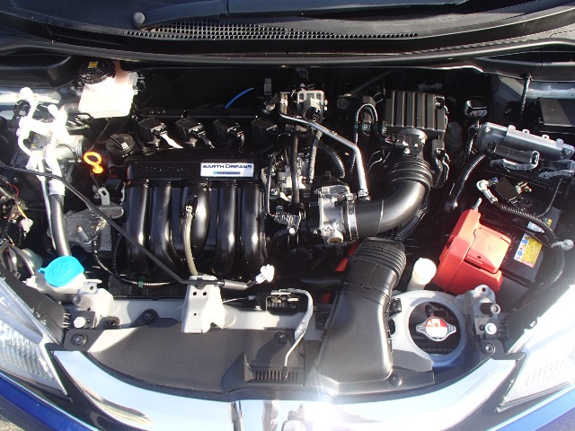 ホンダ フィット　ハイブリッド １．５ ハイブリッド Ｌパッケージ ４ＷＤ H29年 (東北) 99