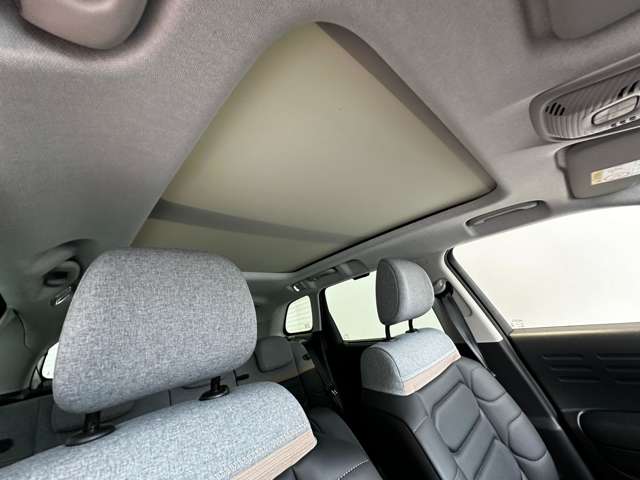 シトロエン Ｃ３　エアクロス　ＳＵＶ シャイン パック ブルーＨＤＩ ディーゼルターボ R5年 (中国) 99