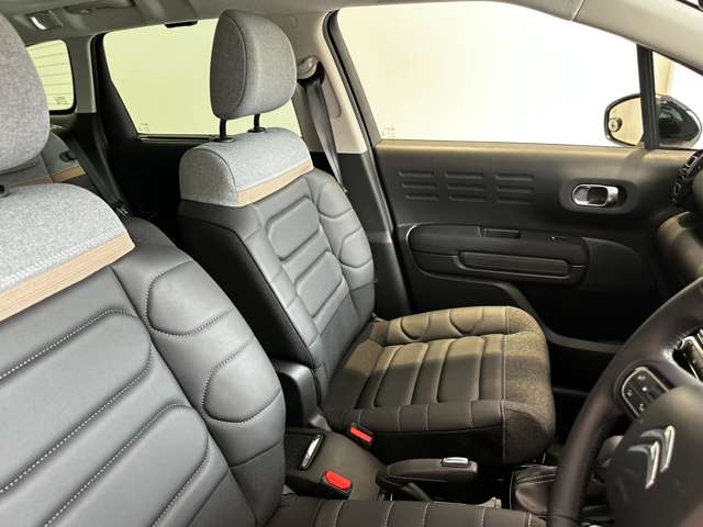 シトロエン Ｃ３　エアクロス　ＳＵＶ シャイン パック ブルーＨＤＩ ディーゼルターボ R5年 (中国) 99