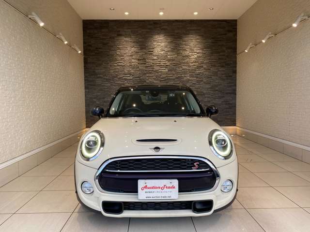 ミニ ミニ クーパーＳＤ ５ドア R1年 (九州・沖縄) 99