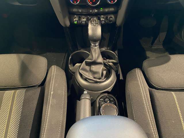 ミニ ミニ クーパーＳＤ ５ドア R1年 (九州・沖縄) 99