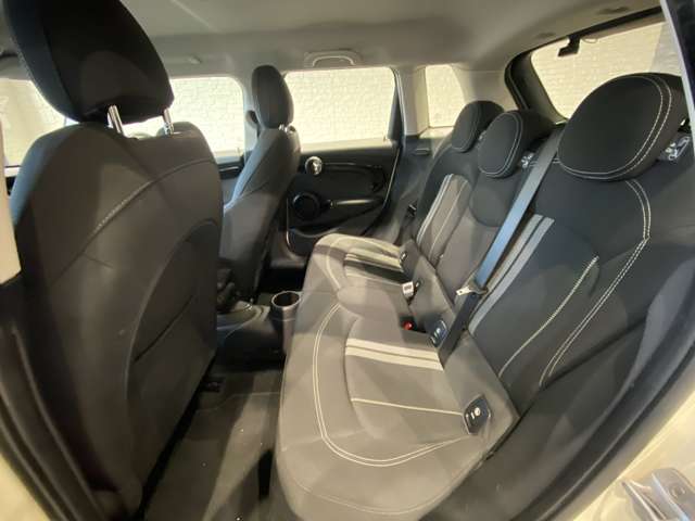 ミニ ミニ クーパーＳＤ ５ドア R1年 (九州・沖縄) 99