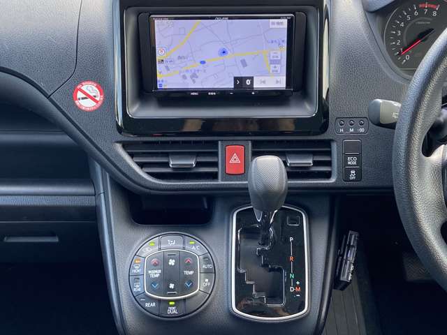 トヨタ ヴォクシー ２．０ Ｘ R2年 (九州・沖縄) 99