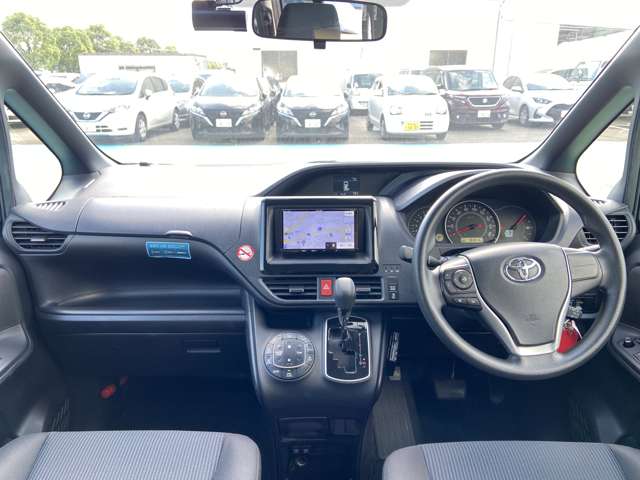 トヨタ ヴォクシー ２．０ Ｘ R2年 (九州・沖縄) 99