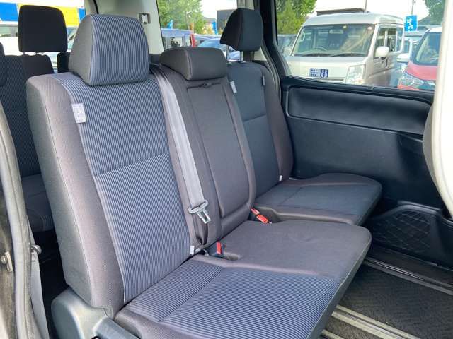 トヨタ ヴォクシー ２．０ Ｘ R2年 (九州・沖縄) 99