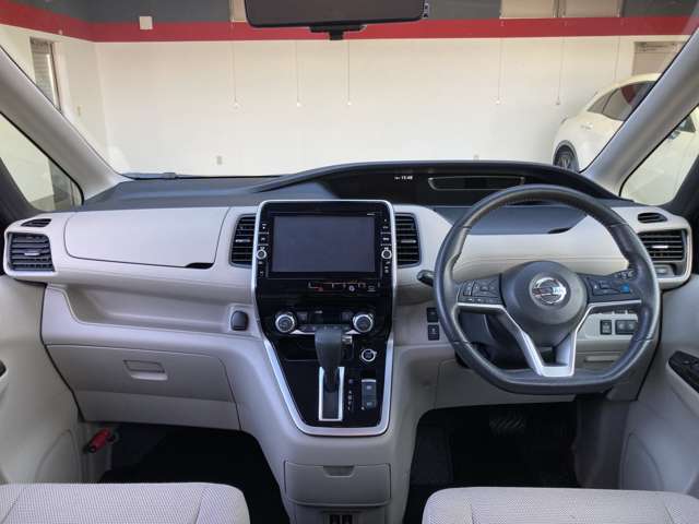 日産 セレナ ２．０ Ｇ ４ＷＤ H28年 (東北) 99