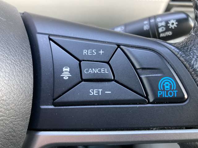 日産 セレナ ２．０ Ｇ ４ＷＤ H28年 (東北) 99