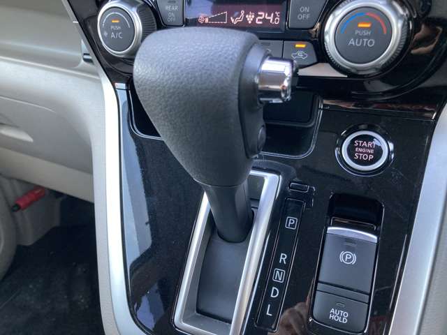 日産 セレナ ２．０ Ｇ ４ＷＤ H28年 (東北) 99