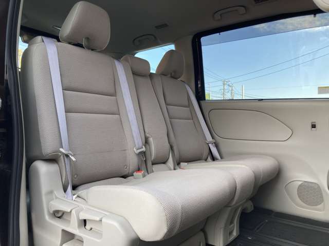 日産 セレナ ２．０ Ｇ ４ＷＤ H28年 (東北) 99