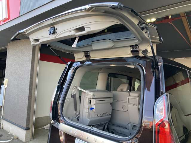 日産 セレナ ２．０ Ｇ ４ＷＤ H28年 (東北) 99