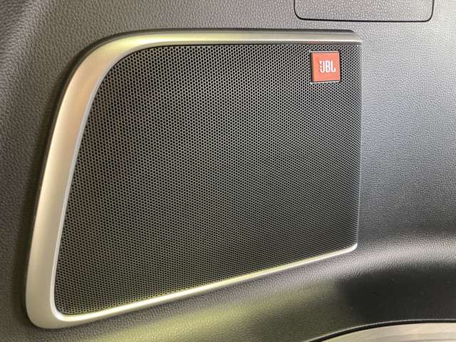 トヨタ ハリアー　ハイブリッド ２．５ ハイブリッド Ｅ－ＦＯＵＲ Ｚ レザーパッケージ ４ＷＤ R6年 (東北) 99