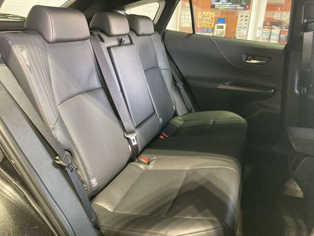 トヨタ ハリアー　ハイブリッド ２．５ ハイブリッド Ｅ－ＦＯＵＲ Ｚ レザーパッケージ ４ＷＤ R6年 (東北) 99