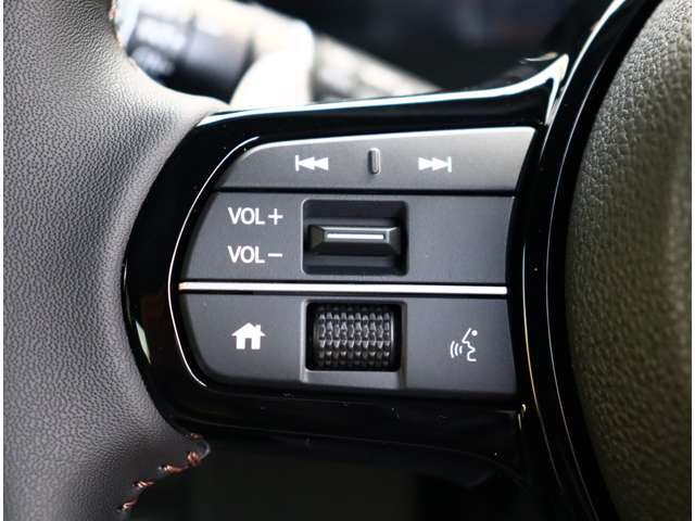 ホンダ Ｎ　ＢＯＸ カスタム ６６０ ターボ R6年 (関東) 99